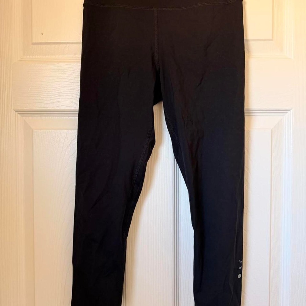 Reebok Womens Black High Waisted Athletic Leggings with Pockets Size Small